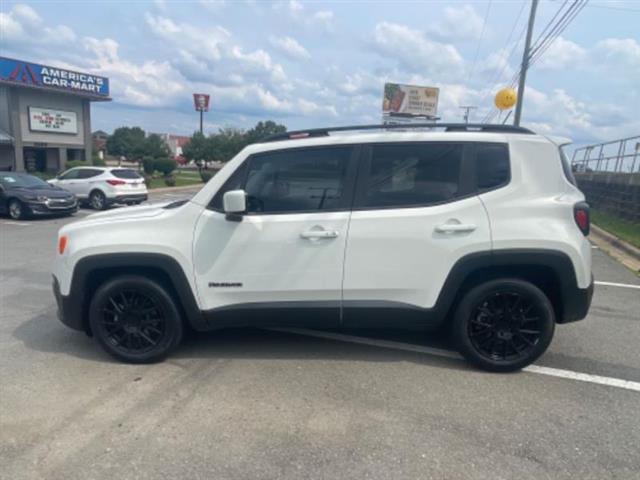 2016 Renegade image 7