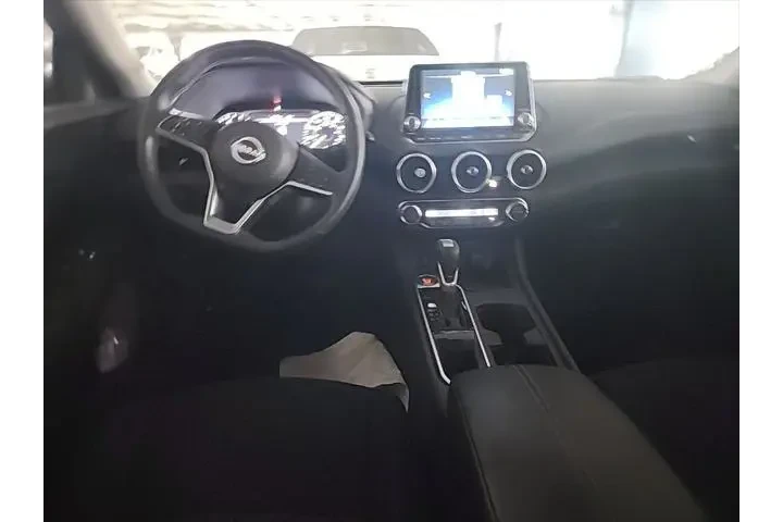 $21499 : Nissan Sentra 2025 SV 4dr Se image 5