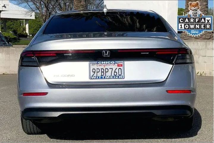 $25985 : Honda Accord 2024 EX 4dr Sed image 4