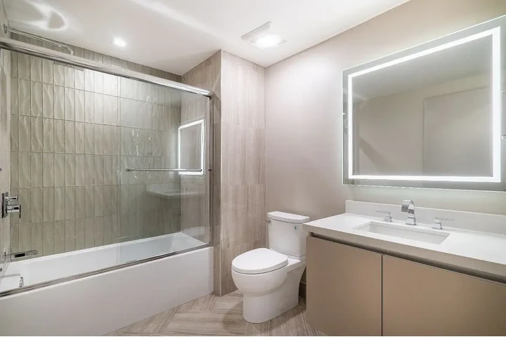 $1270 : Apartamento moderno en renta image 4