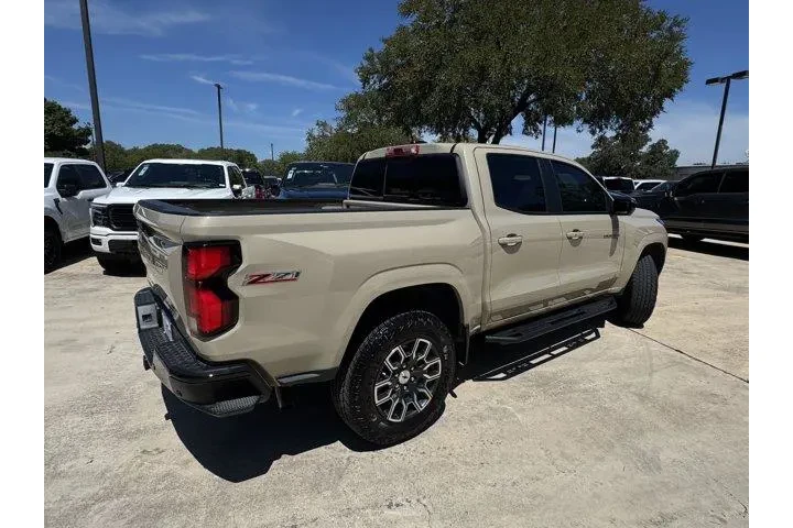 $39451 : Chevrolet Colorado 2024 4x4 image 5