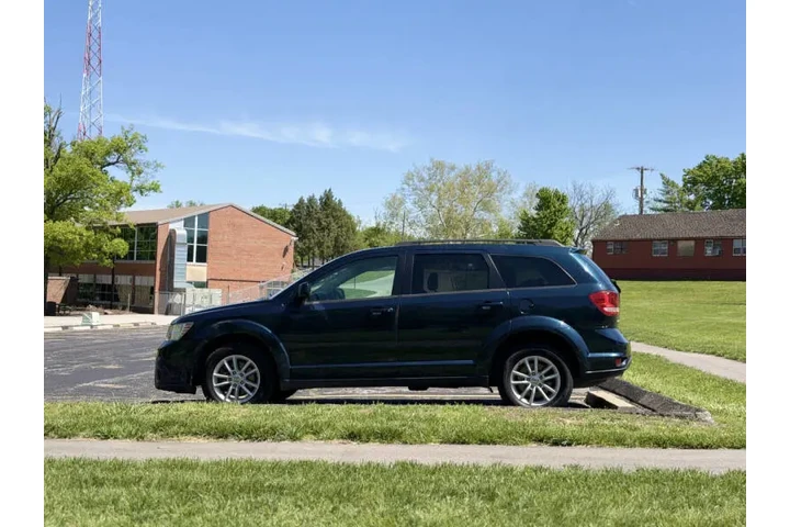 $3900 : 2015 Journey SXT image 8