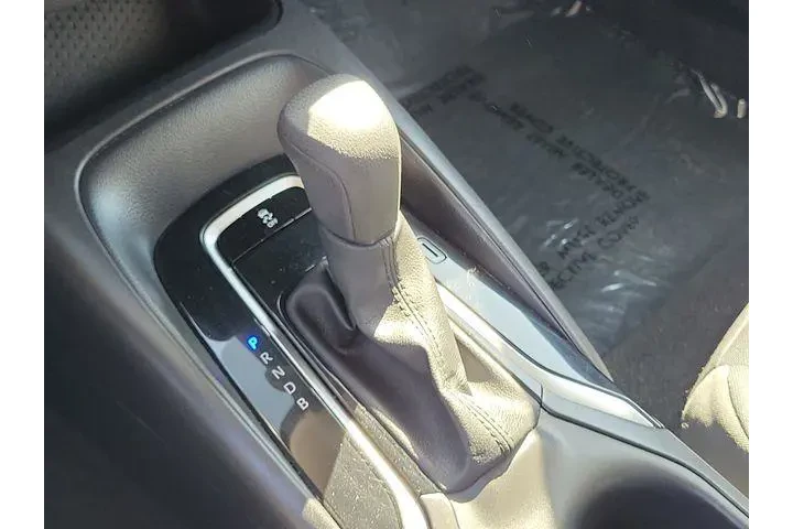 $23900 : Toyota Corolla 2024 LE 4dr S image 10