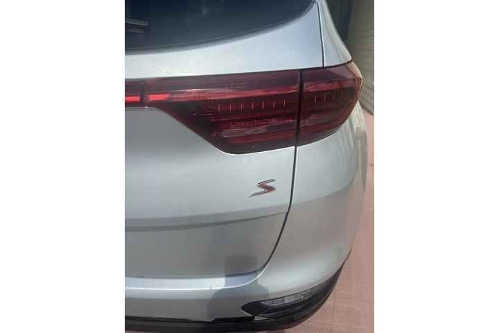 $6800 : 2020 Kia Sportage S image 3