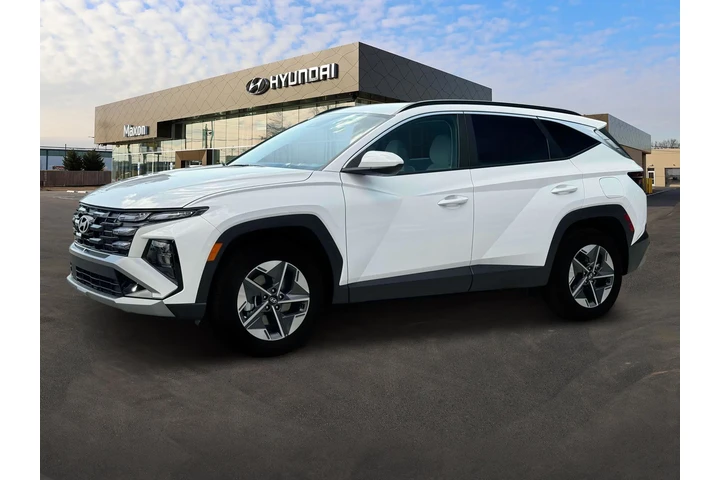$33374 : Hyundai TUCSON 2025 AWD SEL image 2
