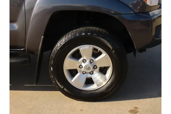 $13999 : Toyota Tacoma 2013 4x4 V6 4d image 9