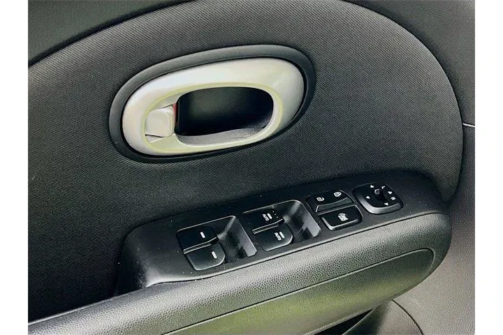 $10988 : Kia Soul 2014 + 4dr Crossove image 9