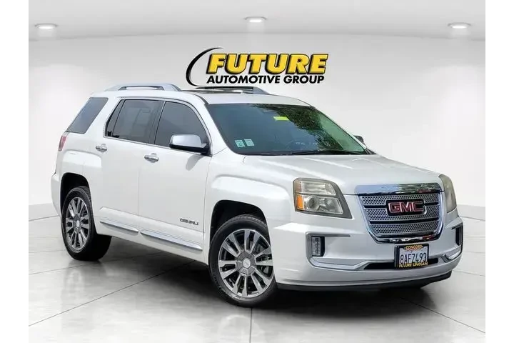 $21988 : GMC Terrain 2017 AWD Denali image 1