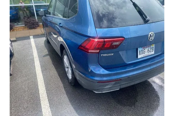 $16998 : Volkswagen Tiguan 2020 S 4dr image 8