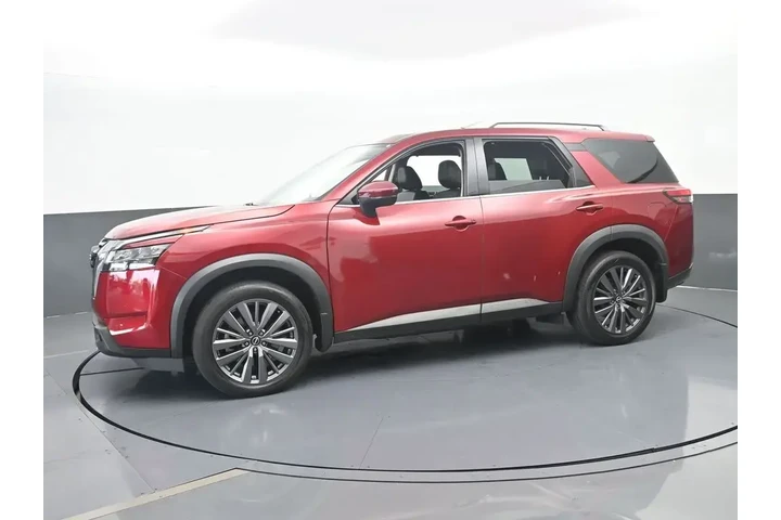 $30994 : Nissan Pathfinder 2024 SL 4d image 2