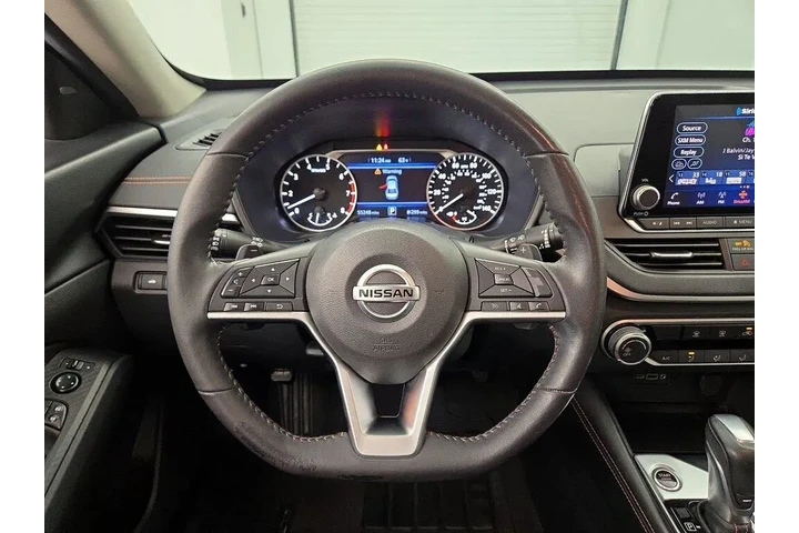 $19998 : Nissan Altima 2022 2.5 SR 4d image 10