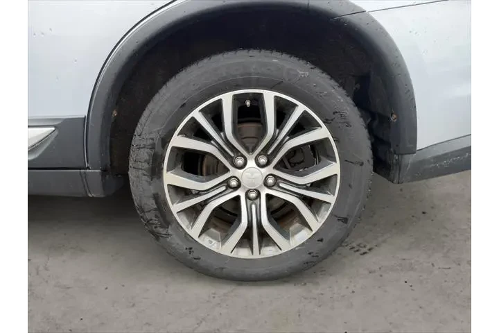 $12999 : Mitsubishi Outlander 2017 AW image 9