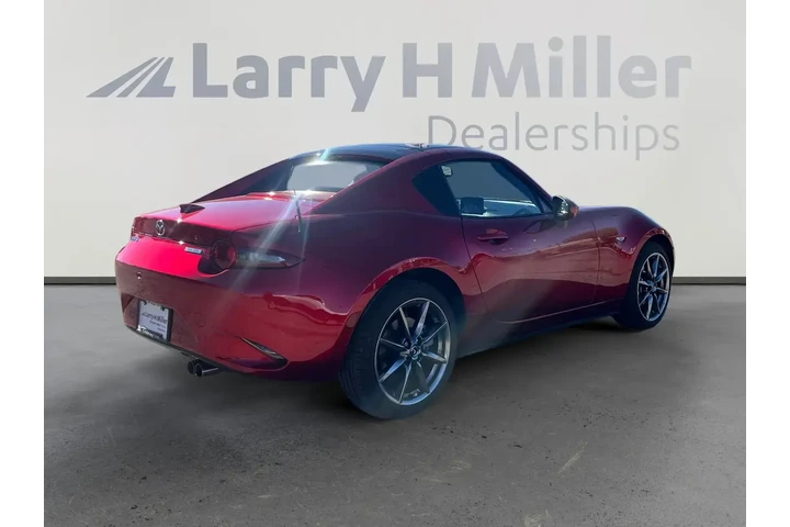 Mazda MX-5 Miata RF 2023 Gra image 5