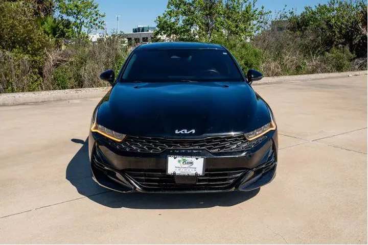 $23254 : Kia K5 2023 GT-Line 4dr Seda image 2
