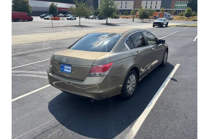 $11000 : 2010 Accord LX image 6