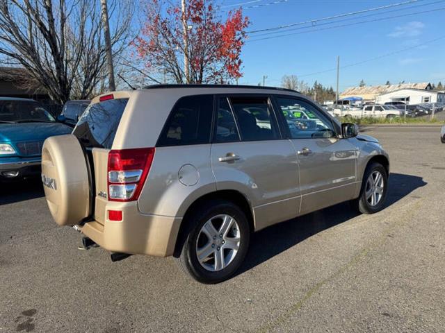 $7995 : 2006 Grand Vitara Luxury image 6