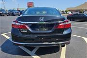 2016 Accord thumbnail