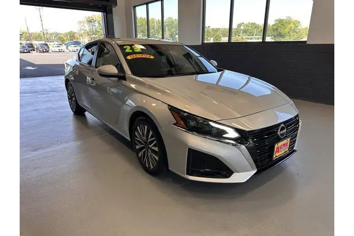 $20295 : Nissan Altima 2023 2.5 SV 4d image 8