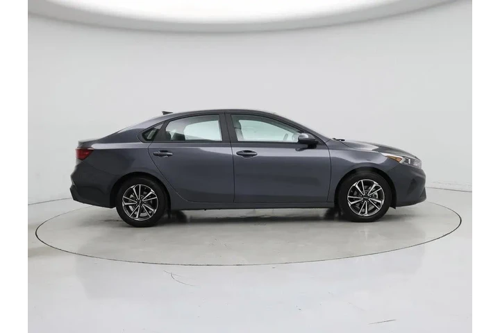 $20998 : Kia Forte 2023 LXS 4dr Sedan image 7