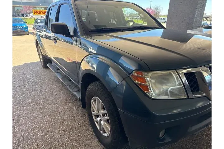 $9887 : Nissan Frontier 2014 4x4 SV image 6
