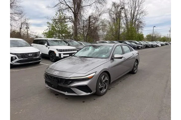 $21500 : Hyundai ELANTRA 2024 Limited image 8