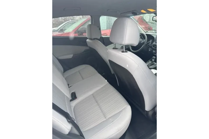 $20990 : Hyundai KONA 2023 AWD SEL 4d image 8