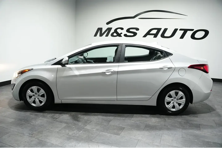 $10299 : 2016 Elantra SE image 2