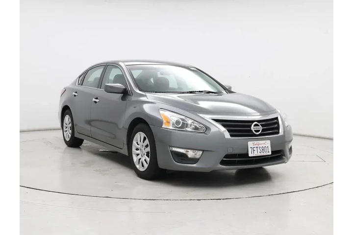 $12998 : Nissan Altima 2015 2.5 S 4dr image 1