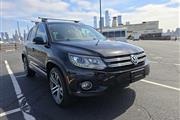 $9950 : 2017 VOLKSWAGEN TIGUAN thumbnail