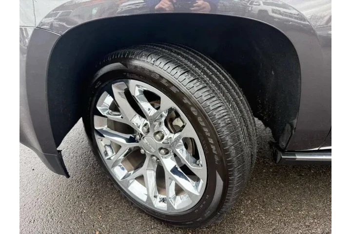 $27110 : 2018 GMC Yukon XL Denali image 3