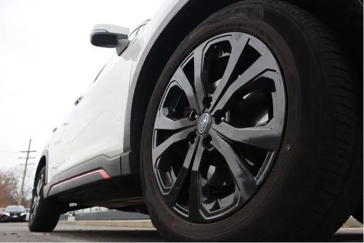 $26129 : Subaru Forester 2023 AWD Spo image 10