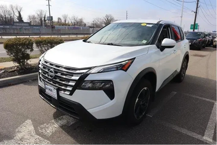 $23554 : Nissan Rogue 2025 AWD SV 4dr image 9