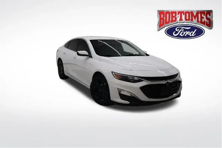 $19595 : Chevrolet Malibu 2023 RS 4dr image 1