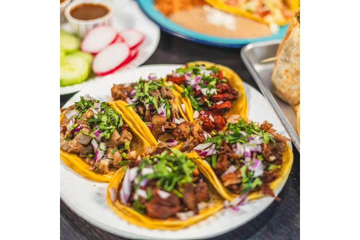 Taquero Urgente Hoy image 1