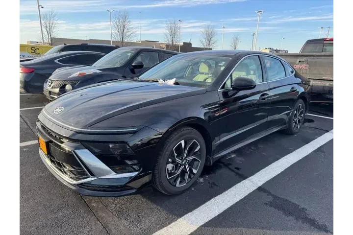 $23995 : Hyundai SONATA 2024 SEL 4dr image 4