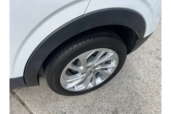 $17995 : 2023 Bolt EUV LT image 8