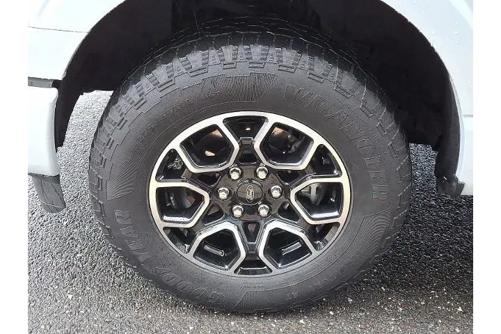 $35997 : Ford F-150 2022 4x4 XLT 4dr image 10