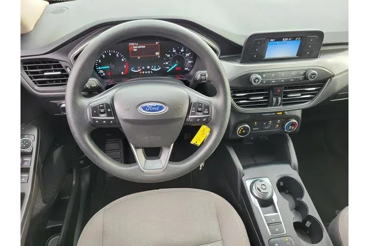 $15813 : Ford Escape 2020 S 4dr SUV image 4