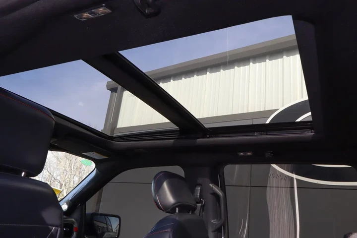 $78988 : 2025 F-150 Raptor 4WD SuperCr image 9