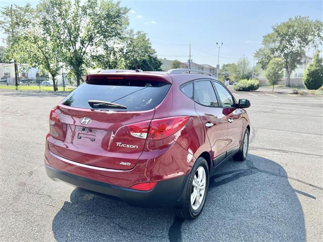 $6500 : 2012 HYUNDAI TUCSON image 6