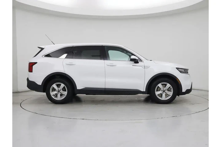 $22998 : Kia Sorento 2023 LX 4dr SUV image 7
