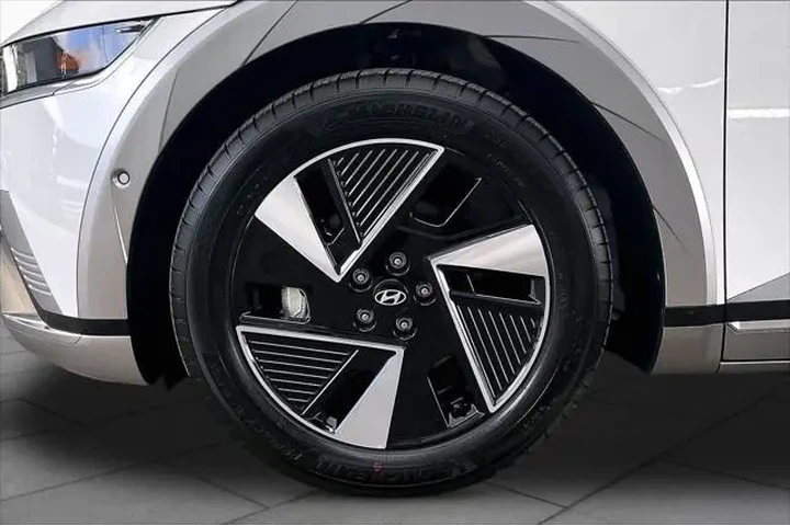$39223 : Hyundai IONIQ 5 2025 Limited image 10
