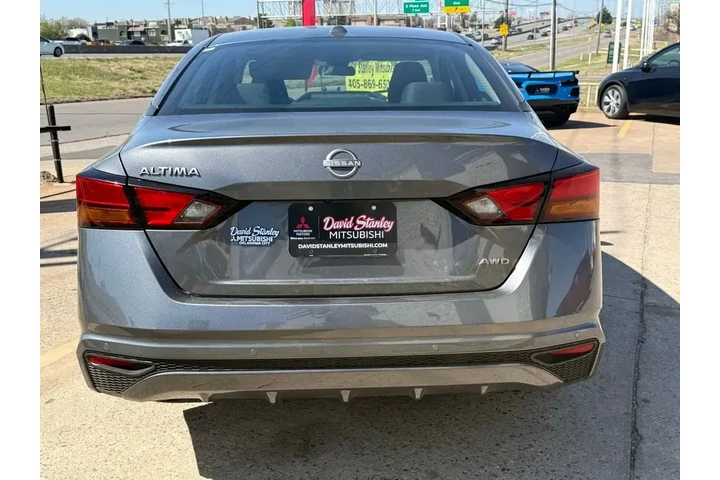 $23730 : Nissan Altima 2025 AWD 2.5 S image 9