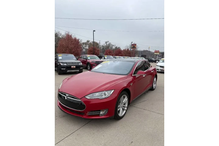$14950 : 2014 Model S 85 image 1