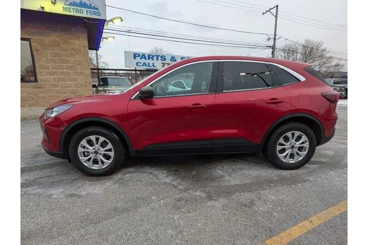 $21291 : Ford Escape 2023 AWD Active image 7