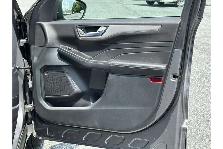 $18991 : Ford Escape 2021 AWD SEL 4dr image 9