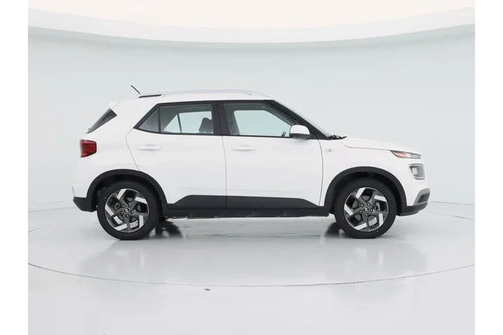 $17998 : Hyundai VENUE 2023 SEL 4dr C image 7