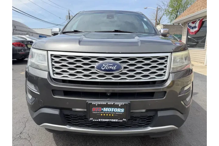 $9799 : 2017 Explorer Platinum image 5