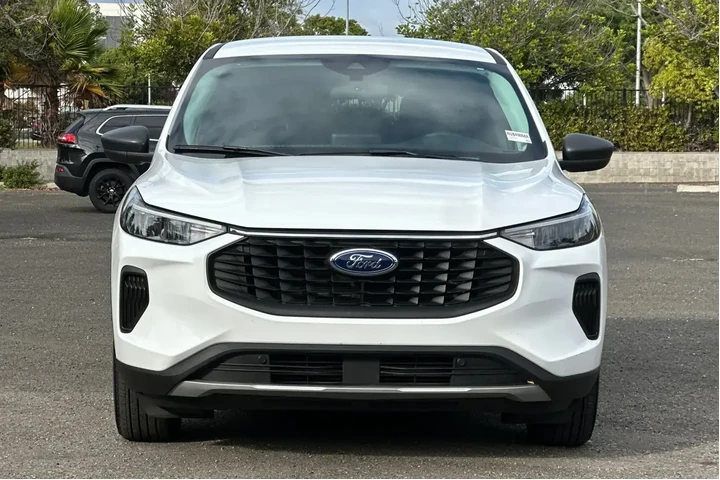 Ford Escape 2024 Active 4dr image 8