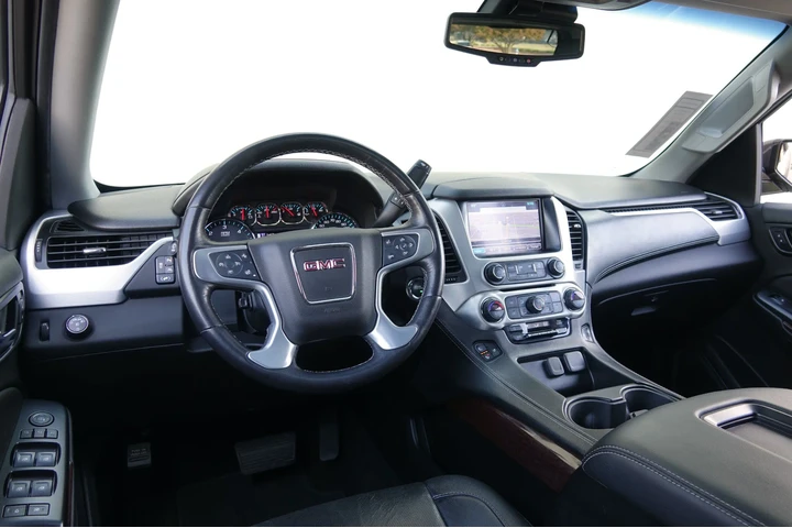 $11975 : 2018 GMC Yukon SLT image 5